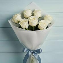 Букет 7 Белых роз Эдлесс Лав в Сиверском