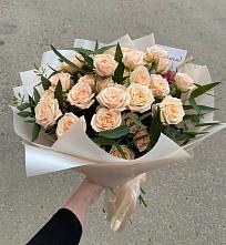 Букет Кремовые розы Латте в Сиверском