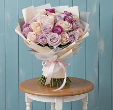Букет цветов из:  Розы в Сиверском