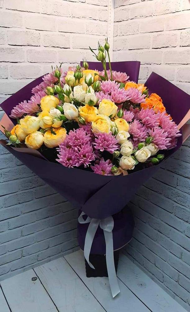 Букет цветов из: Хризантемы и Розы в Сиверском