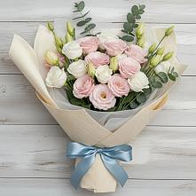 Букет цветов из:  Лизиантусы #REPLACE_PRED# Сиверском