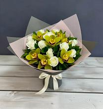 Букет цветов из:  Орхидеи и Розы в Сиверском