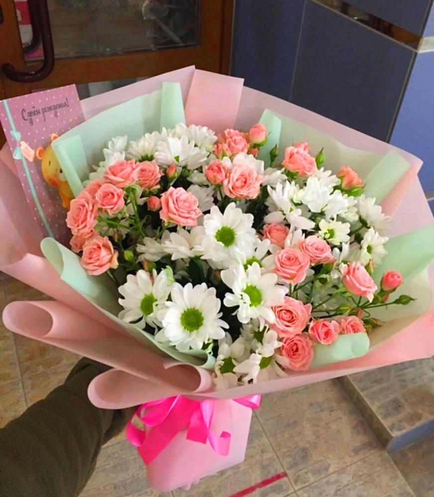 Букет цветов из: Розы и Хризантемы в Сиверском