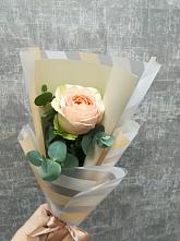 Букет цветов из:  Розы в Сиверском