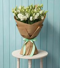 Букет цветов из:  Лизиантусы #REPLACE_PRED# Сиверском