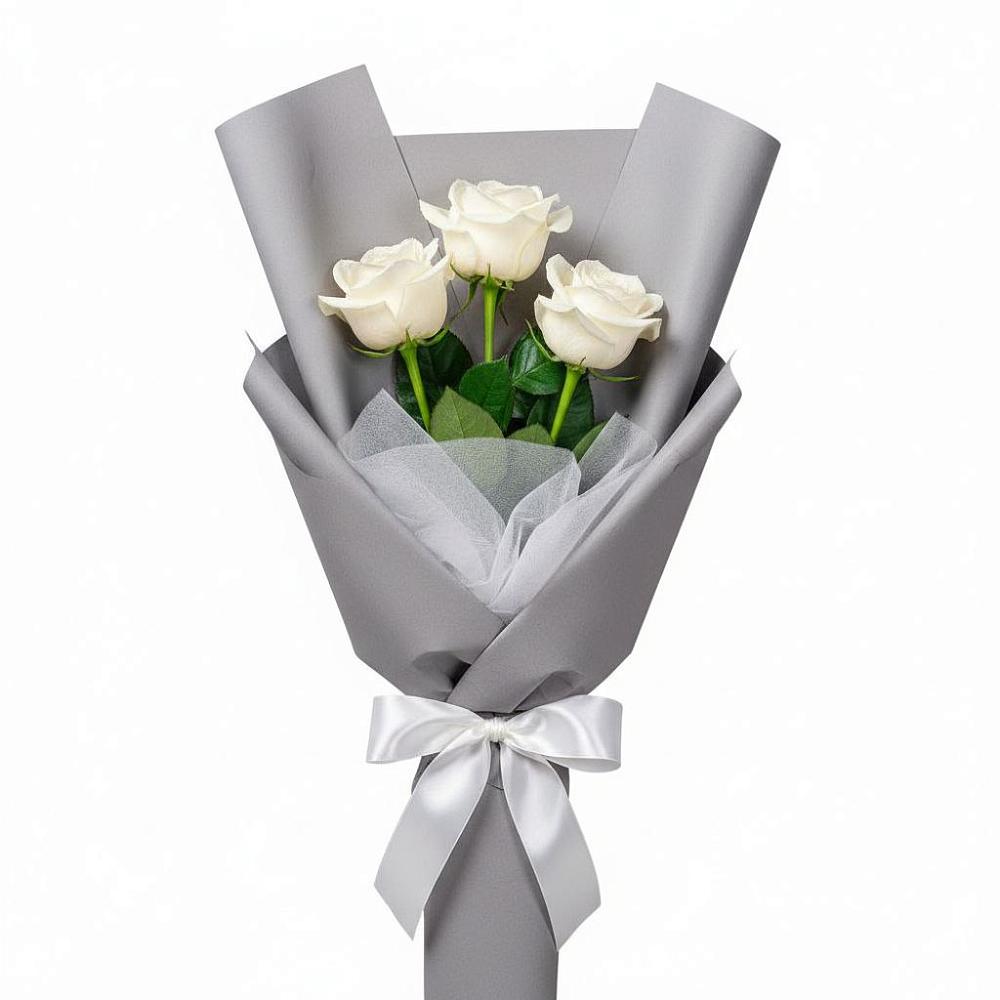 Букет 3 белые розы в Сиверском