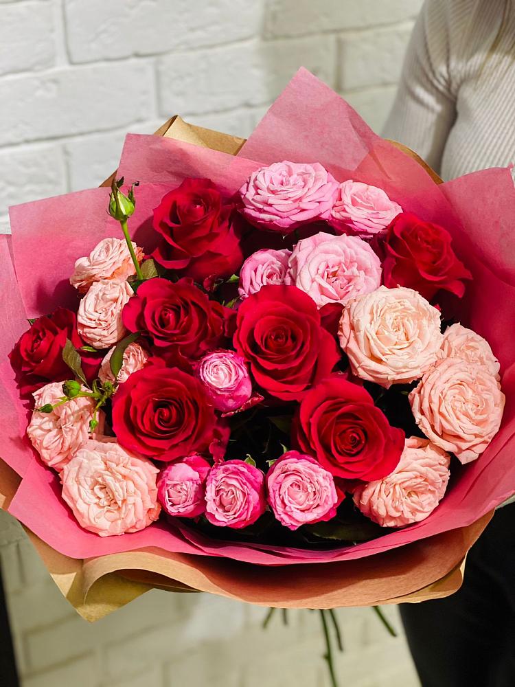 Букет цветов из: Розы в Сиверском