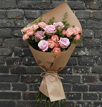 Букет цветов из:  Розы в Сиверском