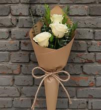 Букет цветов из:  Розы в Сиверском