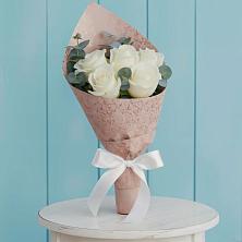 Букет цветов из:  Розы в Сиверском