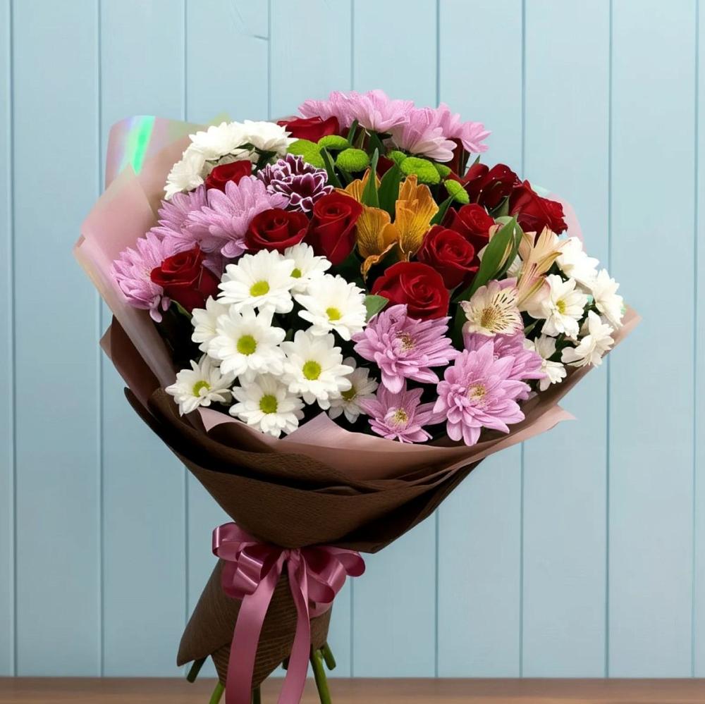 Букет цветов из: Розы, Хризантемы и Альстромерии в Сиверском