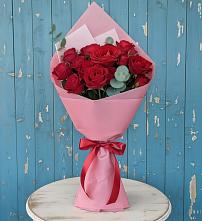Букет цветов из:  Розы в Сиверском
