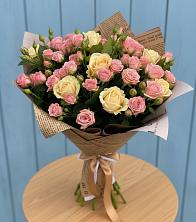 Букет цветов из:  Розы в Сиверском