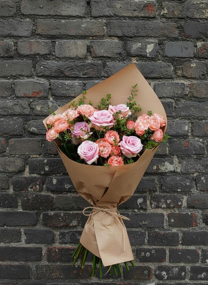 Букет цветов из: Розы в Сиверском