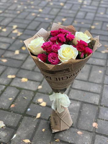Букет цветов из: Розы в Сиверском