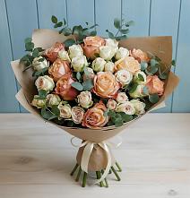 Букет цветов из:  Альстромерии и Розы в Сиверском