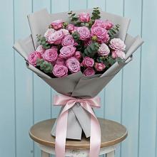 Букет цветов из:  Розы #REPLACE_PRED# Сиверском